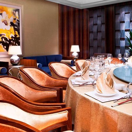Sheraton Grand Beijing Dongcheng Hotel Экстерьер фото