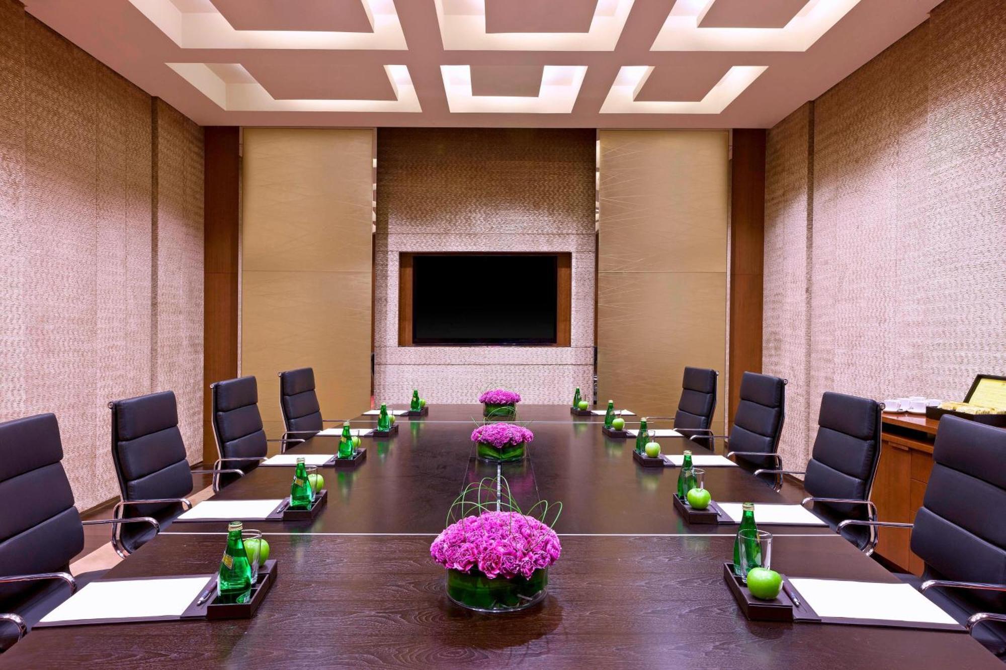 Sheraton Grand Beijing Dongcheng Hotel Экстерьер фото