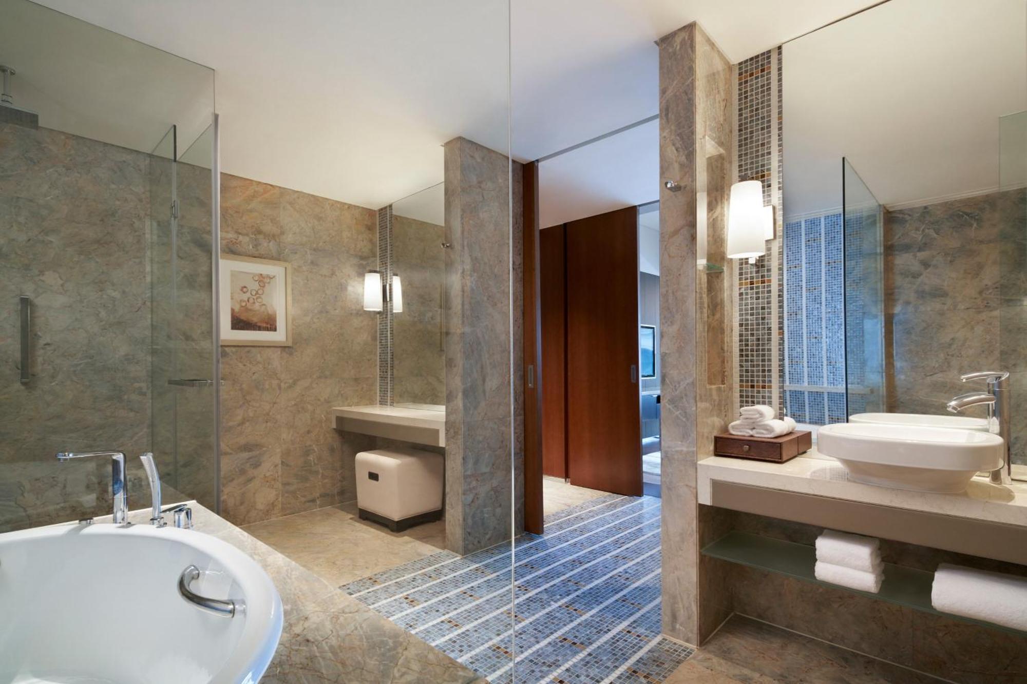 Sheraton Grand Beijing Dongcheng Hotel Экстерьер фото
