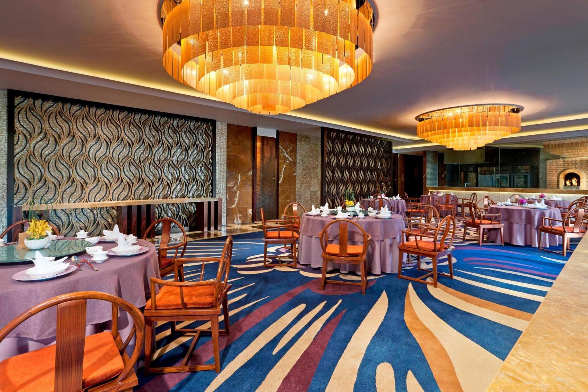 Sheraton Grand Beijing Dongcheng Hotel Экстерьер фото