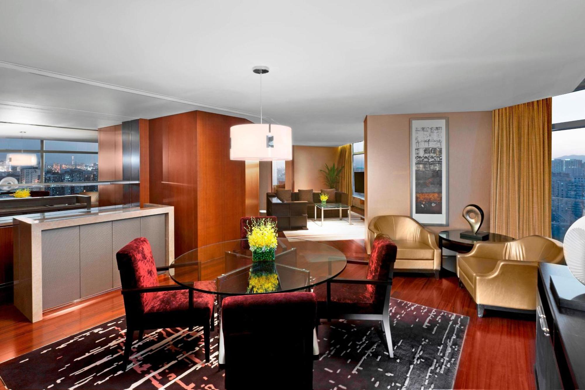 Sheraton Grand Beijing Dongcheng Hotel Экстерьер фото